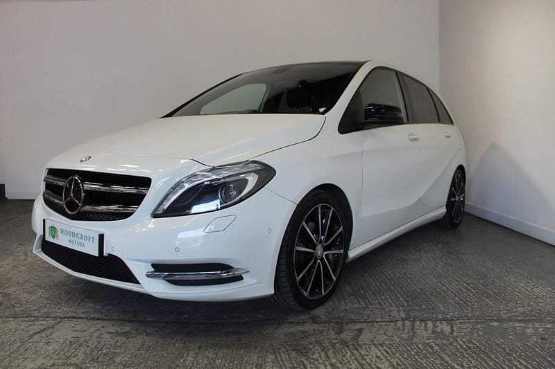 Used Mercedes B200 136 HP (100 kW) 2014 White MPV
