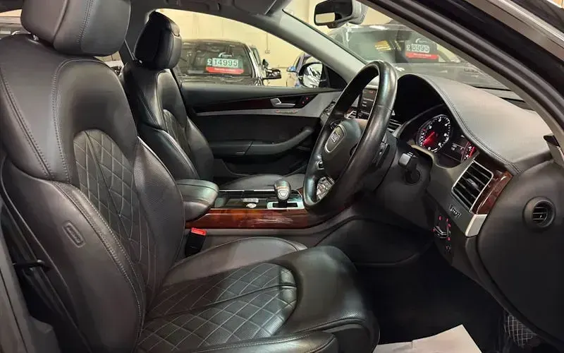 Used Audi A8 250 HP (183 kW) 2013 Black Sedan