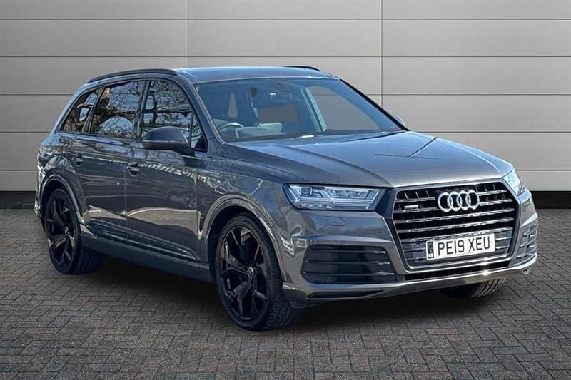 Used Audi Q7 Black Edition 286 HP (210 kW) 2019 Grey SUV