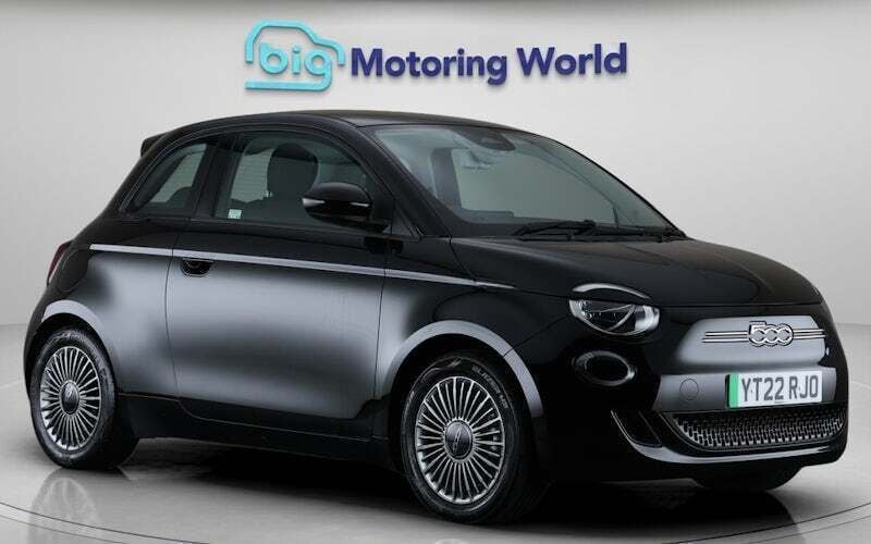 Used 2022 Fiat 500e Icon Hatchback | £11,400 (Good price) - Image 1/4