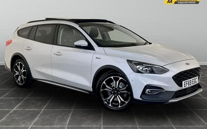 White Used 2019 Ford Focus Active X Estate | £9,995 (Super price) - Image 1/2