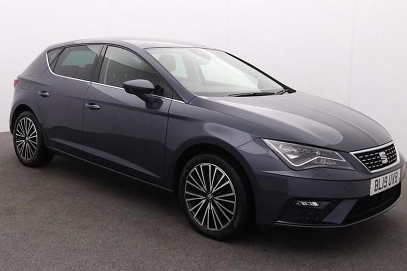 Used Seat Leon XCELLENCE Lux 190 HP (139 kW) 2019 Grey Hatchback