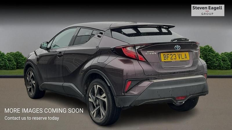 Used Toyota C-HR Design 2023 Mauve/purple SUV