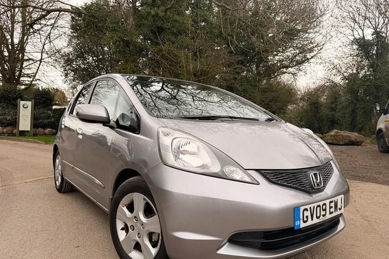 Used Honda Jazz ES 2009 Silver Hatchback