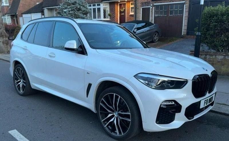 Used BMW X5 M Sport 335 HP (246 kW) 2019 White SUV
