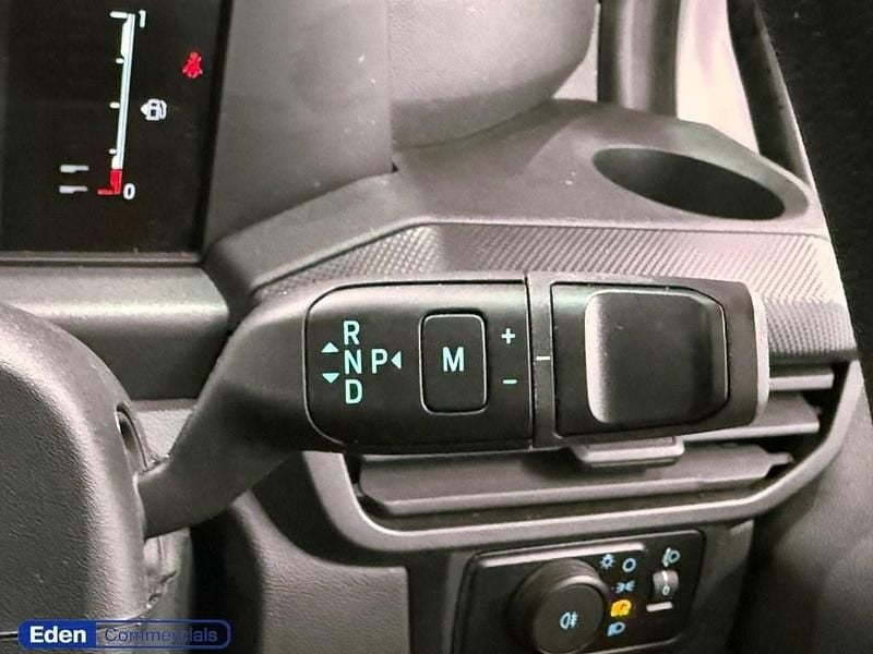 Used Ford Transit Custom Trend 136 HP (100 kW) 2025 White Van