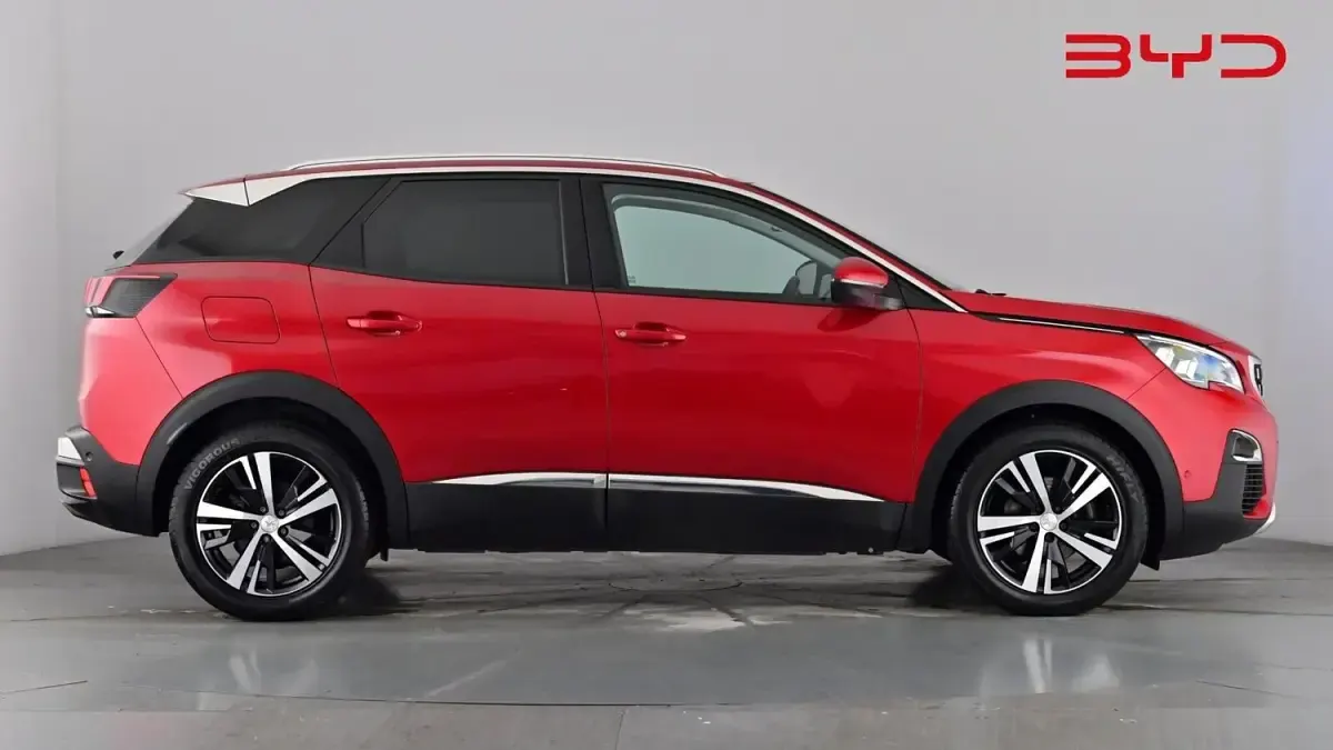 Used Peugeot 3008 Allure 131 HP (96 kW) 2020 Ultimate red SUV
