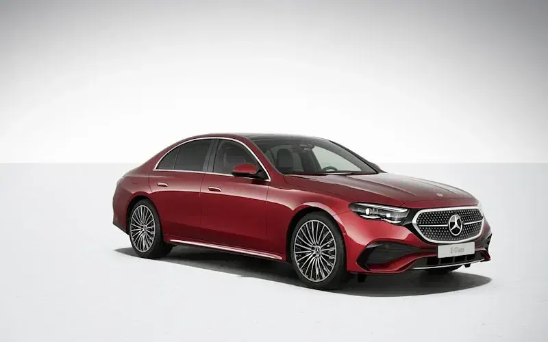 Usado Mercedes E220 AMG Line Premium Plus 197 HP (144 kW) 2026 Sedan