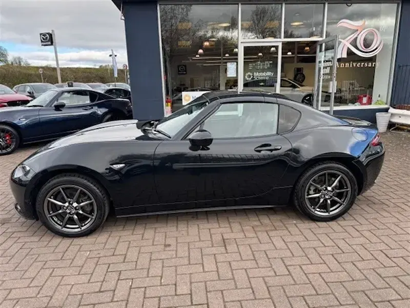 Used Mazda MX5 Inclusive 132 HP (97 kW) 2020 Black Cabriolet