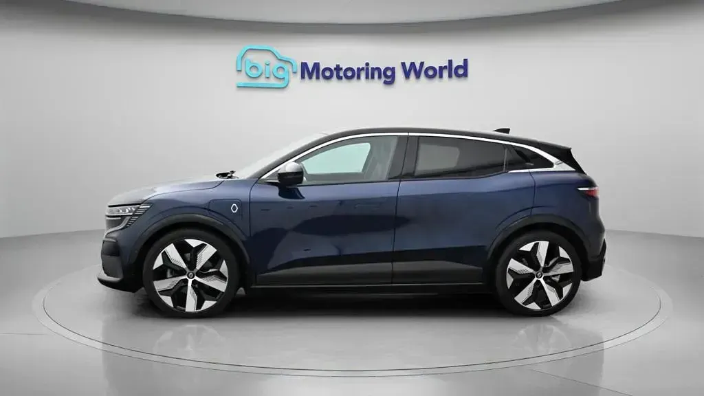 Used Renault Mégane Techno 161 kW (220 HP) 2023 Blue and black Hatchback