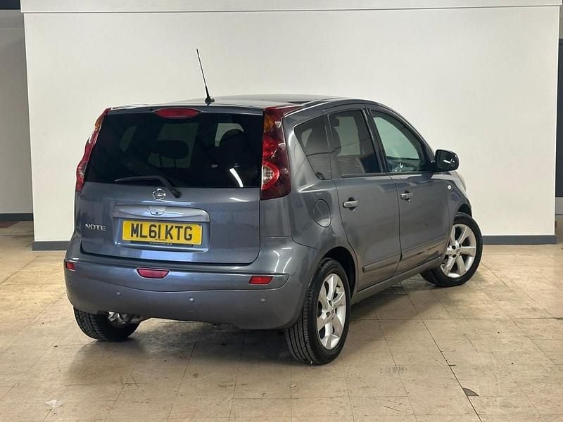 Used Nissan Note Tekna 110 HP (80 kW) 2011 Grey Hatchback