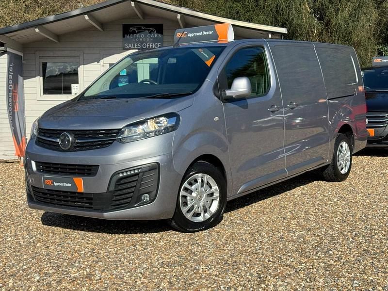 Used Vauxhall Vivaro Sportive 150 HP (110 kW) 2020 Grey MPV