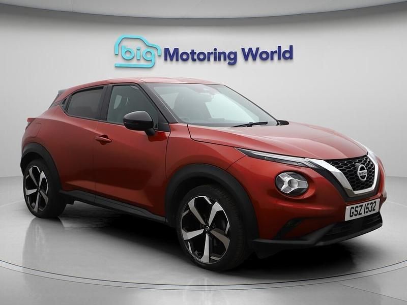 Red Used 2022 Nissan Juke S SUV | £14,839 (Fair price) - Image 1/4