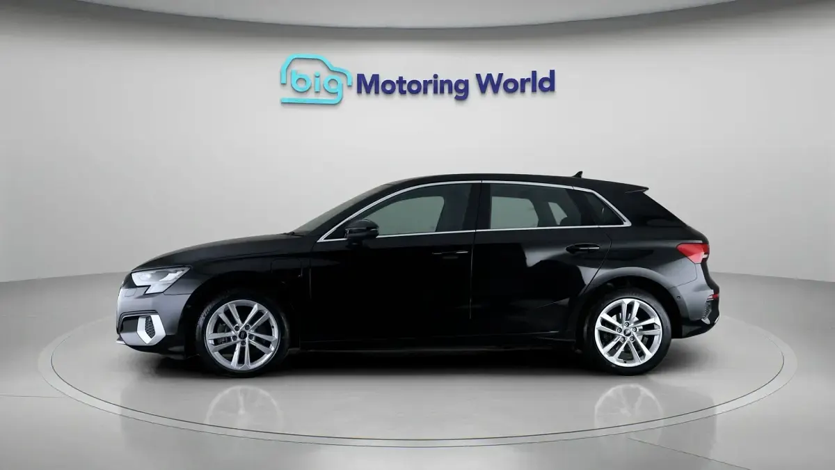 Used Audi A3 Sportback e-tron Sport 201 HP (147 kW) 2024 Black Hatchback