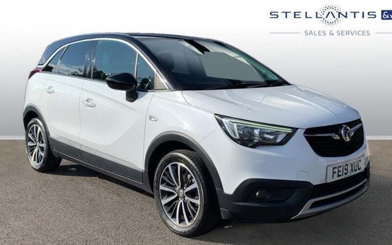 White Used 2019 Vauxhall Crossland X Elite SUV | £7,902 (Good price) - Image 1/4