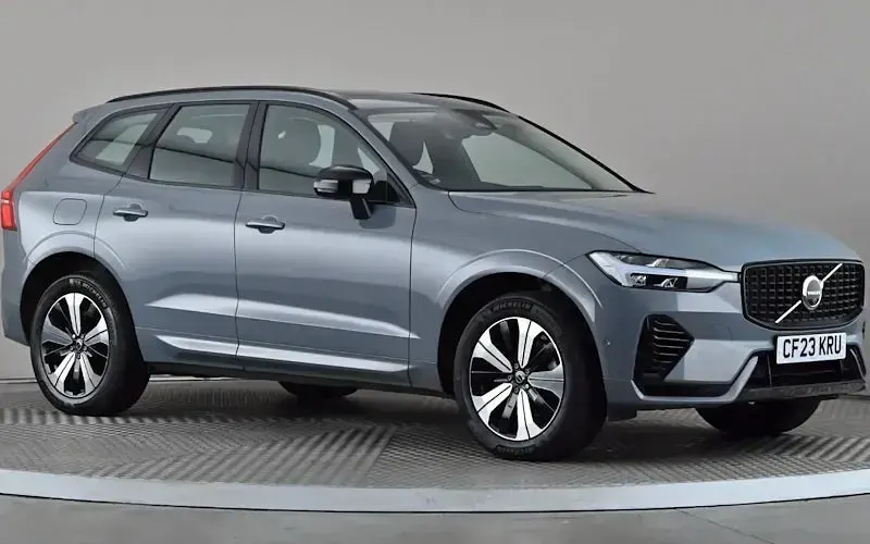 Used Volvo XC60 Plus 349 HP (256 kW) 2023 SUV