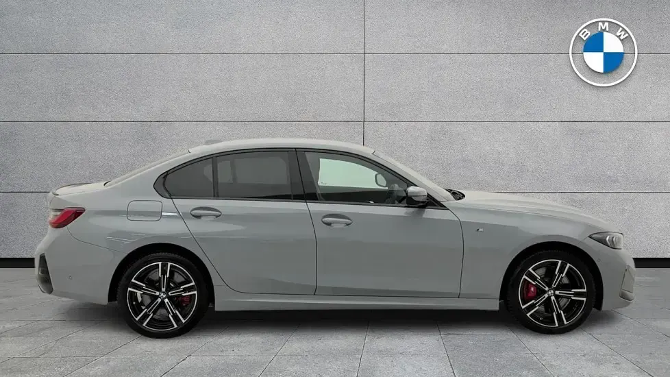 Used BMW 330 M Sport 288 HP (211 kW) 2024 Grey