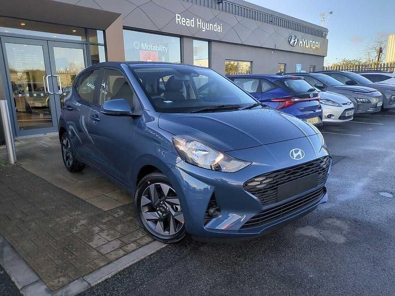 Blue New 2025 Hyundai i10 Advanced Hatchback | £16,240 (Fair price) - Image 1/4