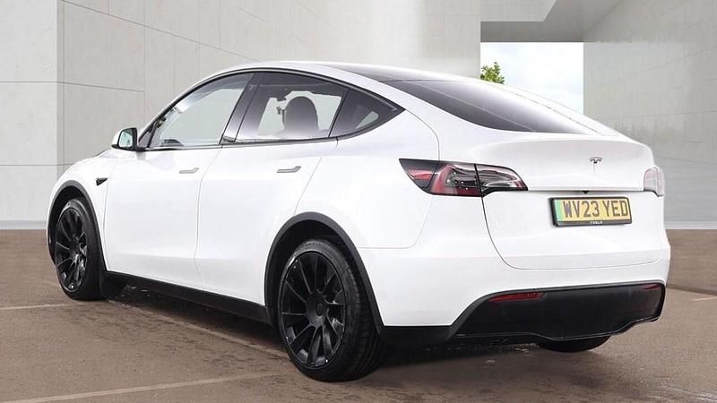 Used Tesla Model Y RWD 250 kW (340 HP) 2023 SUV