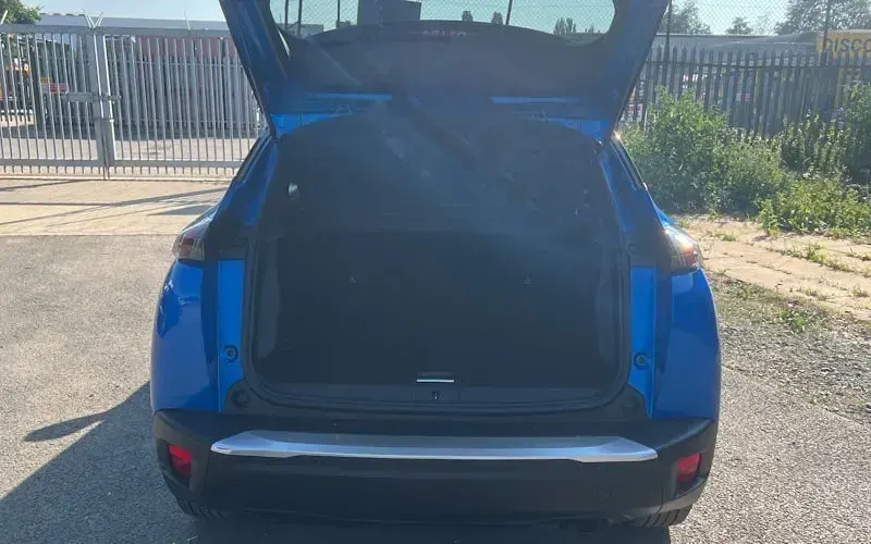 Used Peugeot 2008 Allure+ 101 HP (74 kW) 2023 Blue SUV