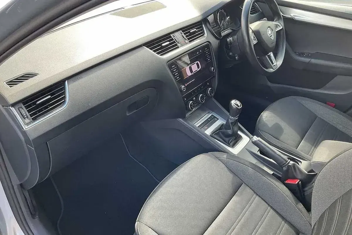 Used Skoda Octavia SE Technology 85 HP (62 kW) 2019 Silver Hatchback