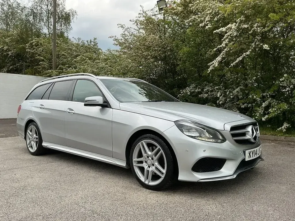 Gebraucht Mercedes E220 AMG 2014 Silber Kombi