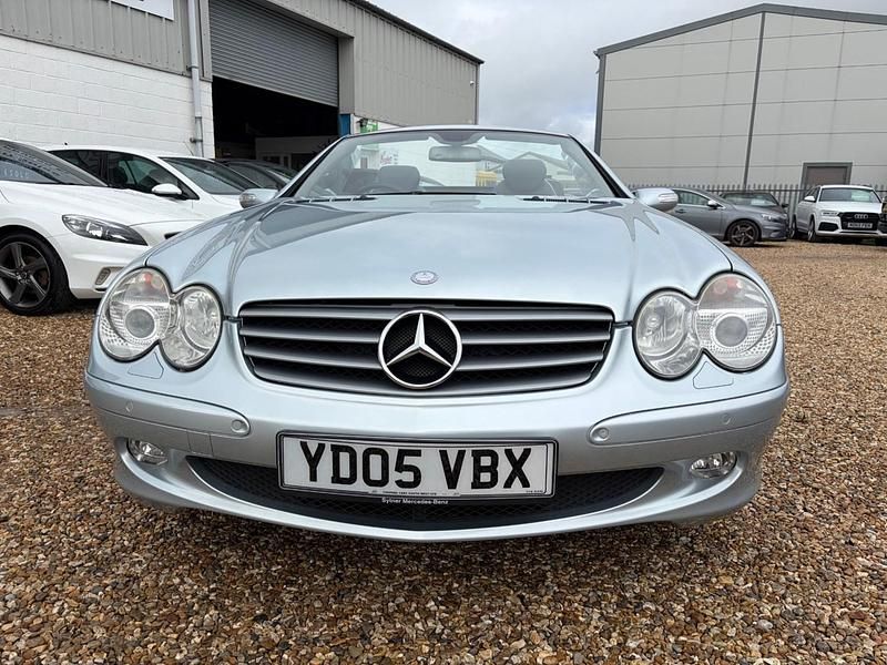 Used Mercedes SL350 245 HP (180 kW) 2005 Silver Cabriolet