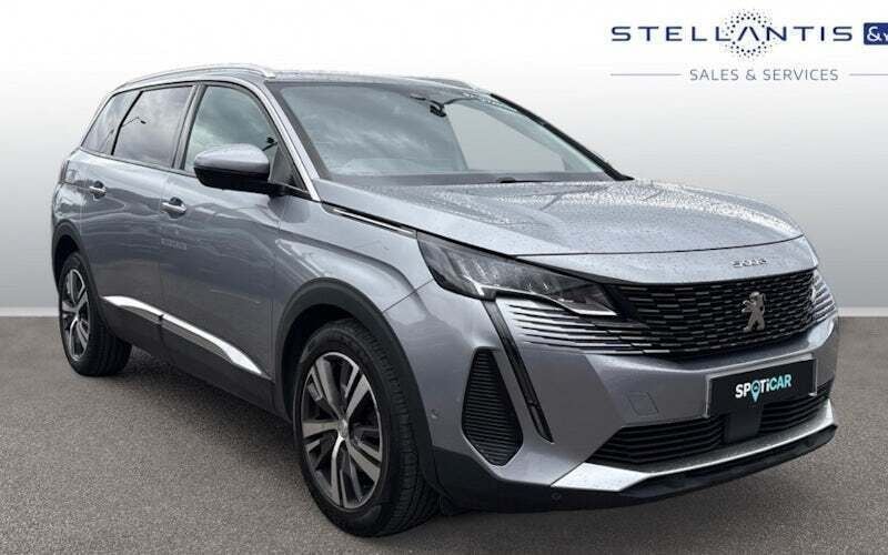 Used 2022 Peugeot 5008 Allure Premium MPV | £18,722 (Good price) - Image 1/4