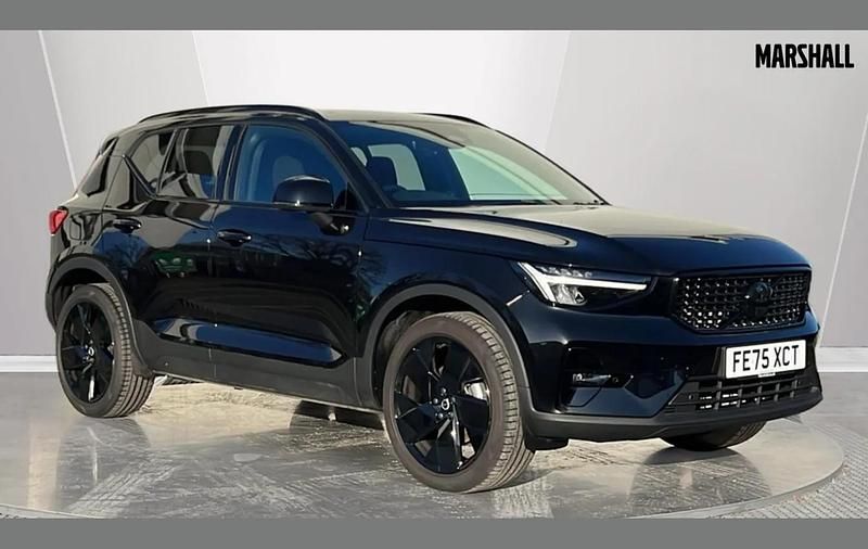 Used Volvo XC40 Plus 161 HP (118 kW) 2025 Black SUV