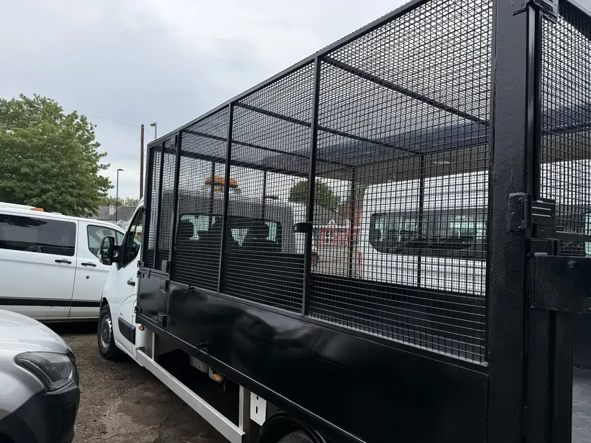 Used Vauxhall Movano 2018 White MPV