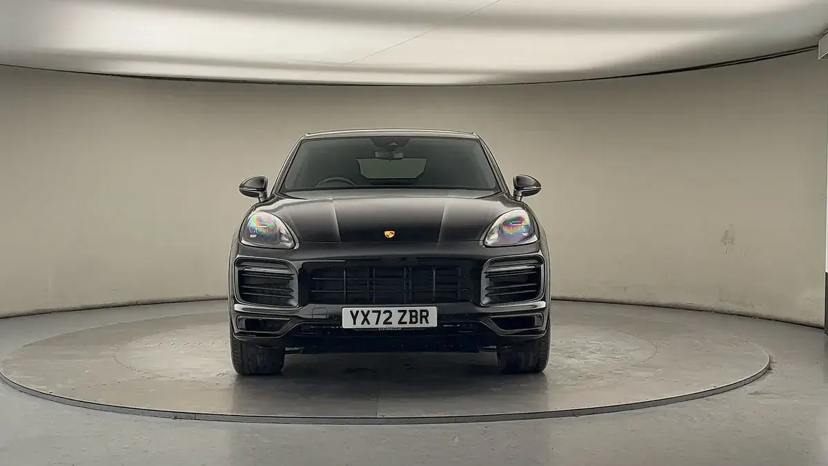 Usado Porsche Cayenne 460 CV (338 kW) 2022 Negro SUV