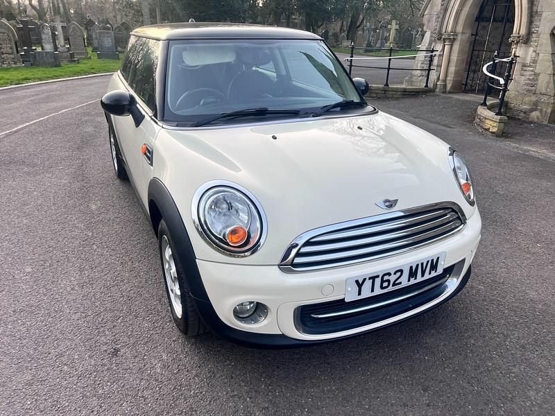 Usado Mini Cooper Hatch 2012 Branco Citadino
