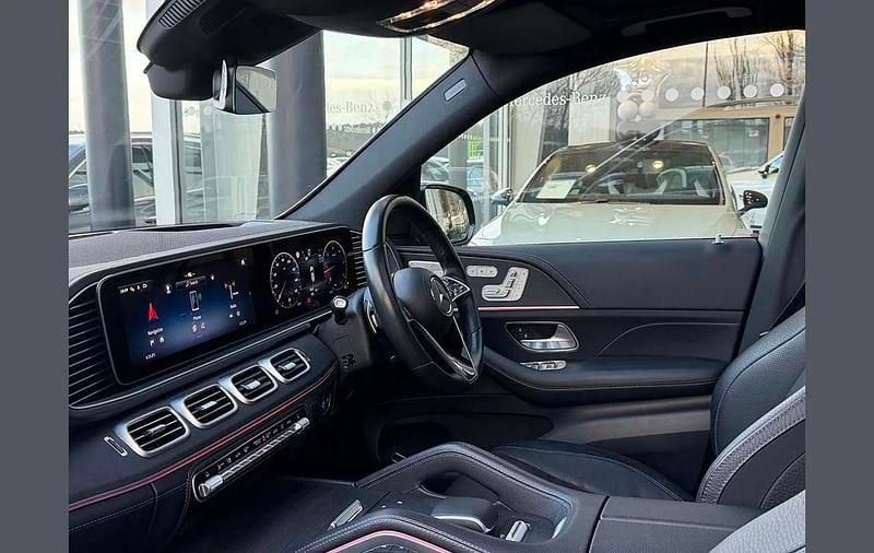 Used Mercedes GLE300 AMG line 265 HP (194 kW) 2024 Blue SUV