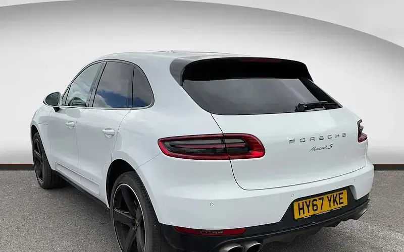 Używany Porsche Macan S 258 KM (189 kW) 2017 Biały SUV