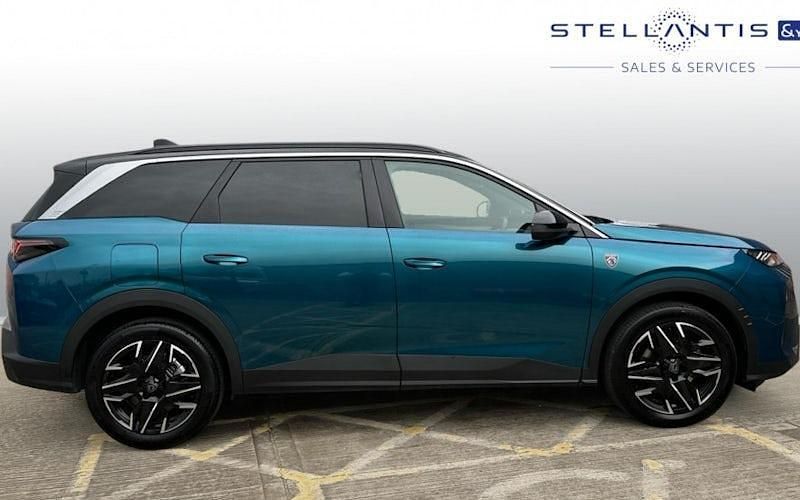 Used Peugeot 5008 GTi 136 HP (100 kW) 2025 SUV