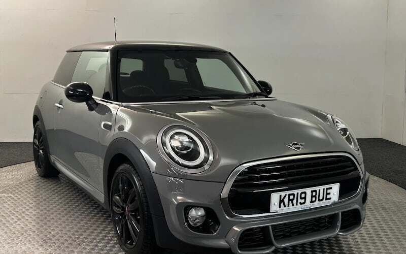 Used 2021 Mini Cooper Hatch Hatchback | £14,335 (Fair price) - Image 1/4