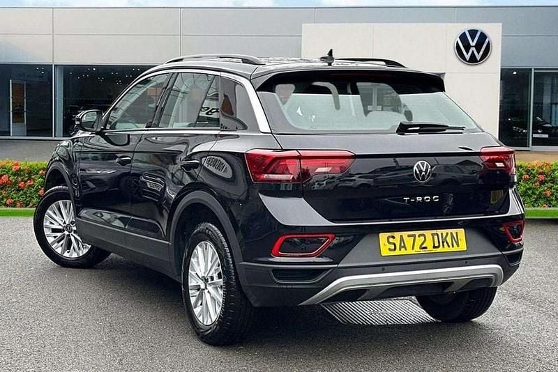 Used VW T-Roc Life 150 HP (110 kW) 2022 Black SUV