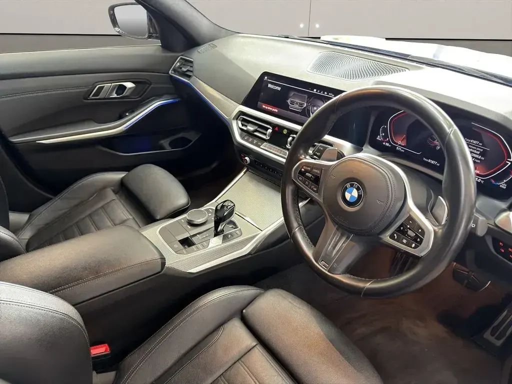 Used BMW 320 M Sport 190 HP (139 kW) 2020 Black Estate