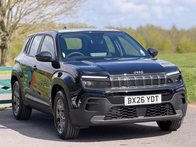 Ny Jeep Avenger Longitude 100 HK (73 kW) 2026 Röd SUV