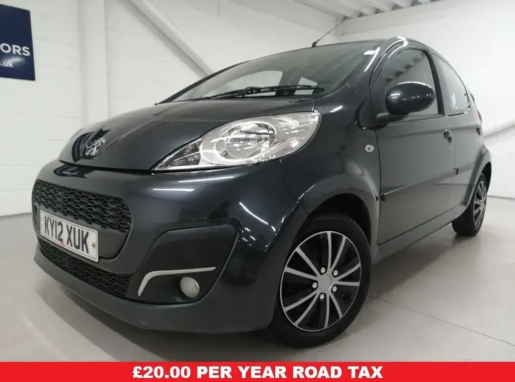 Used Peugeot 107 Active 68 HP (50 kW) 2012 Grey Hatchback