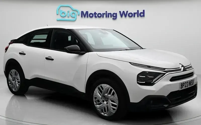 Used Citroën C4 PureTech 101 HP (74 kW) 2023 SUV