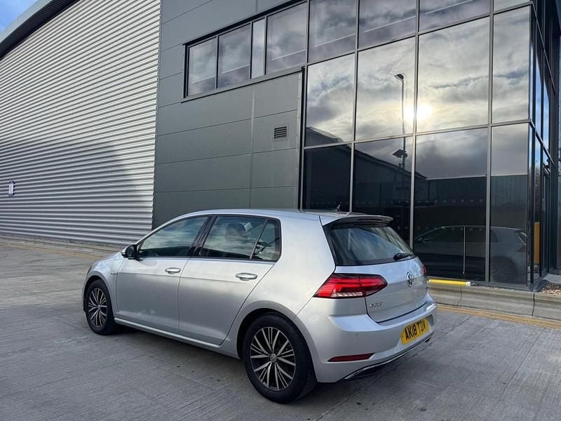 Used VW Golf VII SE 2018 Silver Hatchback