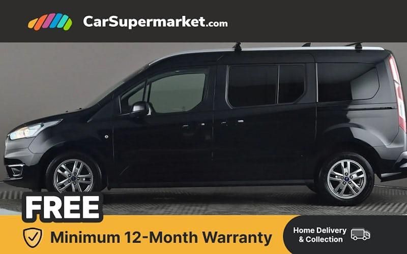 Used Ford Tourneo Titanium 120 HP (88 kW) 2021 Estate