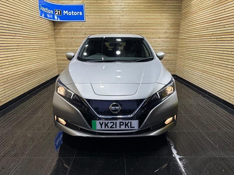 Used Nissan Leaf N-Connecta 110 kW (150 HP) 2021 Silver Hatchback