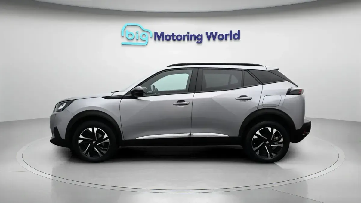 Used Peugeot 2008 Allure+ 131 HP (96 kW) 2023 Grey SUV