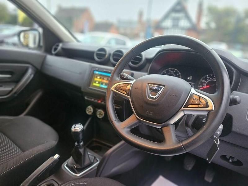 Used Dacia Duster Comfort 130 HP (95 kW) 2021 White SUV