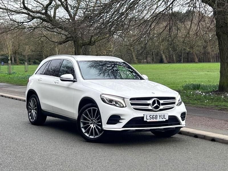 Begagnad Mercedes GLC250 AMG line 2018 Vit SUV
