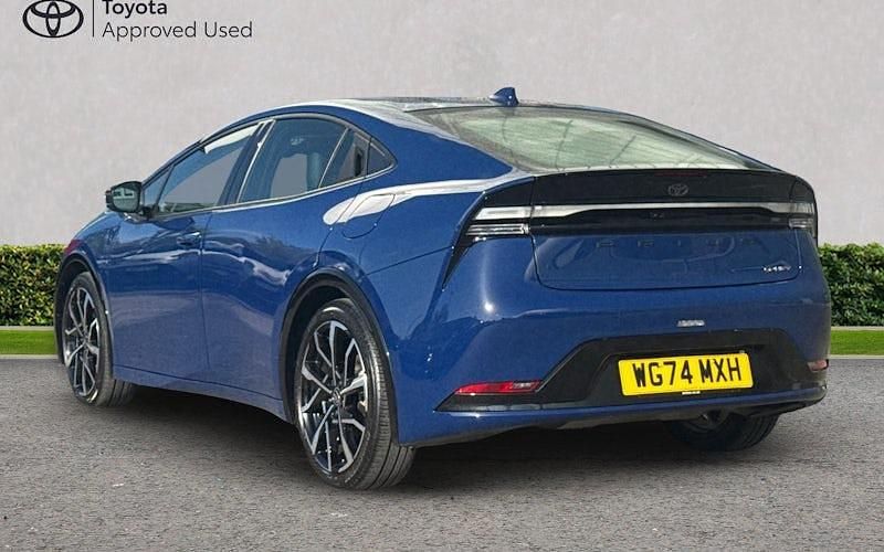 Used Toyota Prius 223 HP (164 kW) 2026 Hatchback