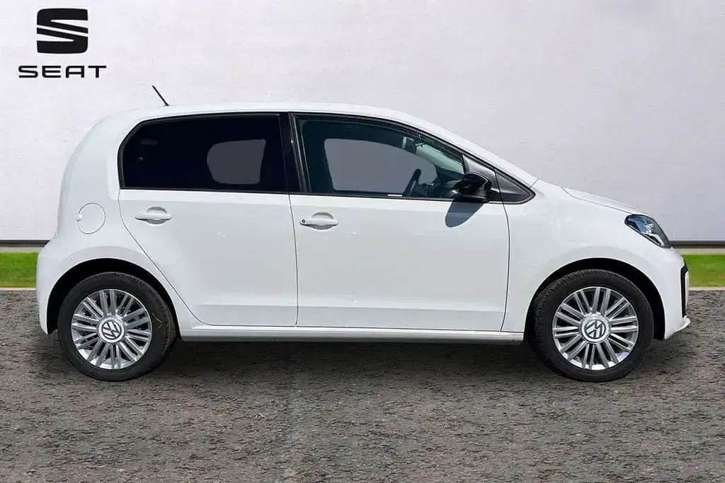 Used VW up! move up! 58 HP (42 kW) 2018 White Hatchback