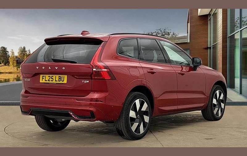 Used Volvo XC60 Ultra 449 HP (330 kW) 2025 Red SUV
